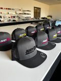 Caps